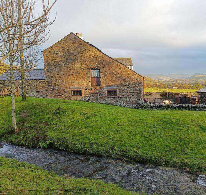 The Hayloft. Entire Barn Conversion Near Keswick Applethwaite Bagian luar foto